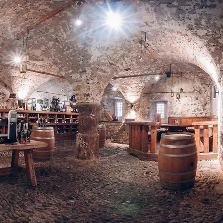 Ξενοδοχείο Mellauner Hof 4*